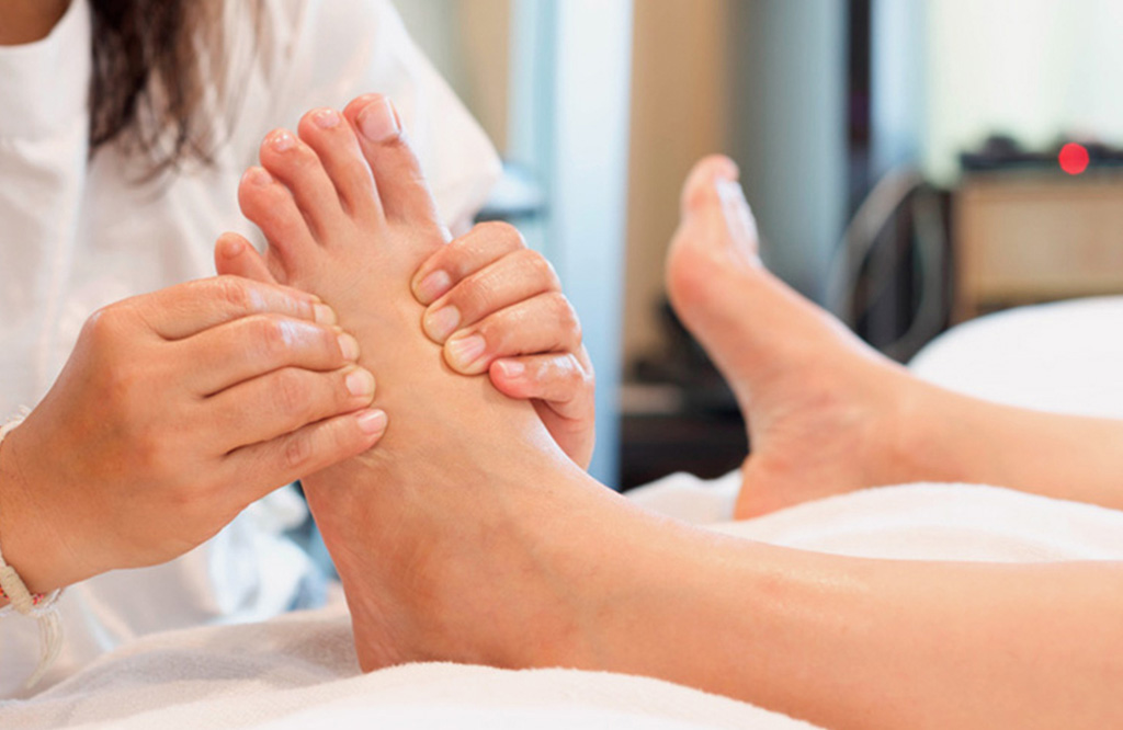 Seminar Fußpflege > Fußpflegeausbildung Energetische Fußmassage